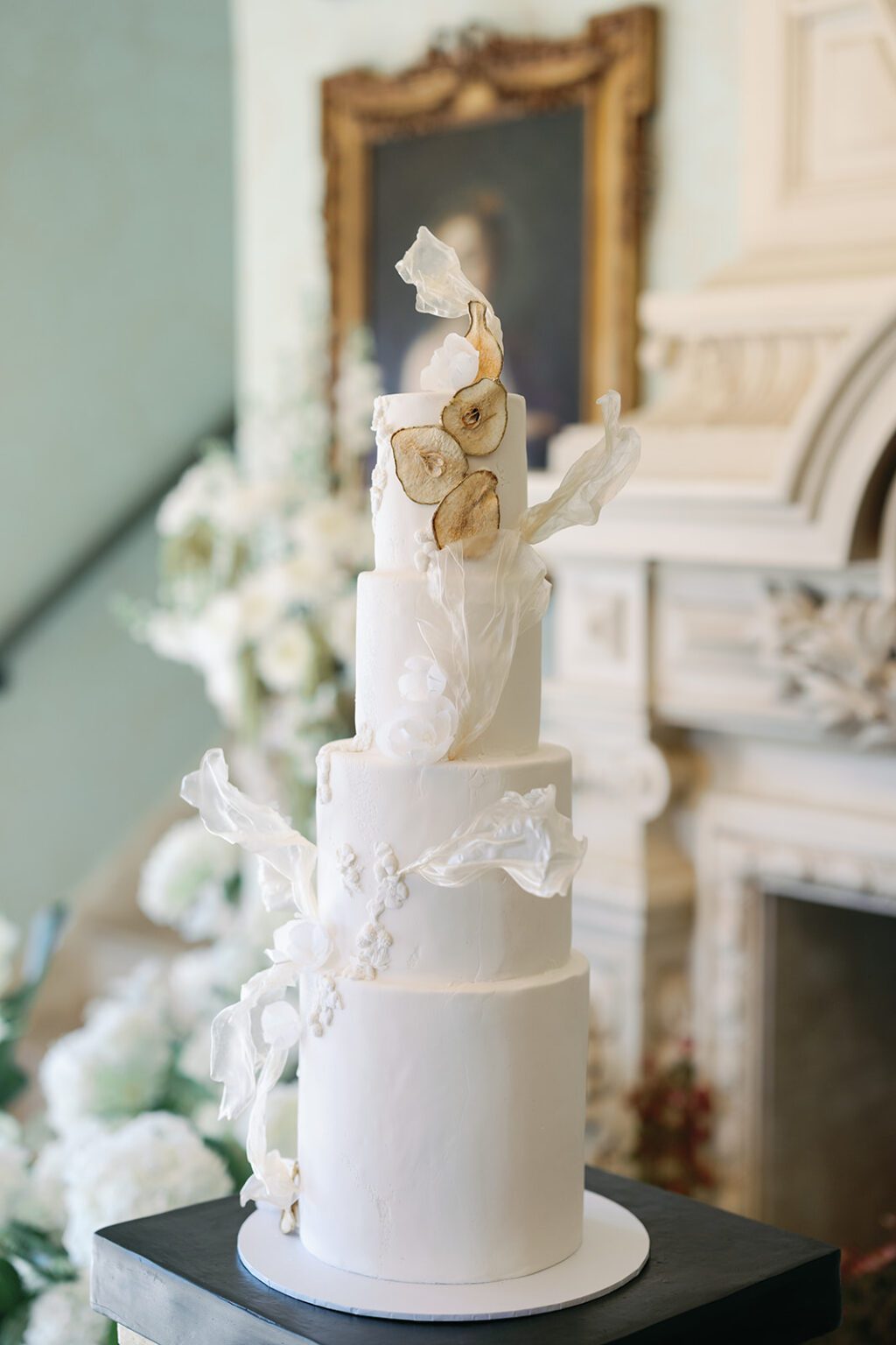 Luxury Wedding Cake: Unveiling Why Are Wedding Cakes So Expensive 