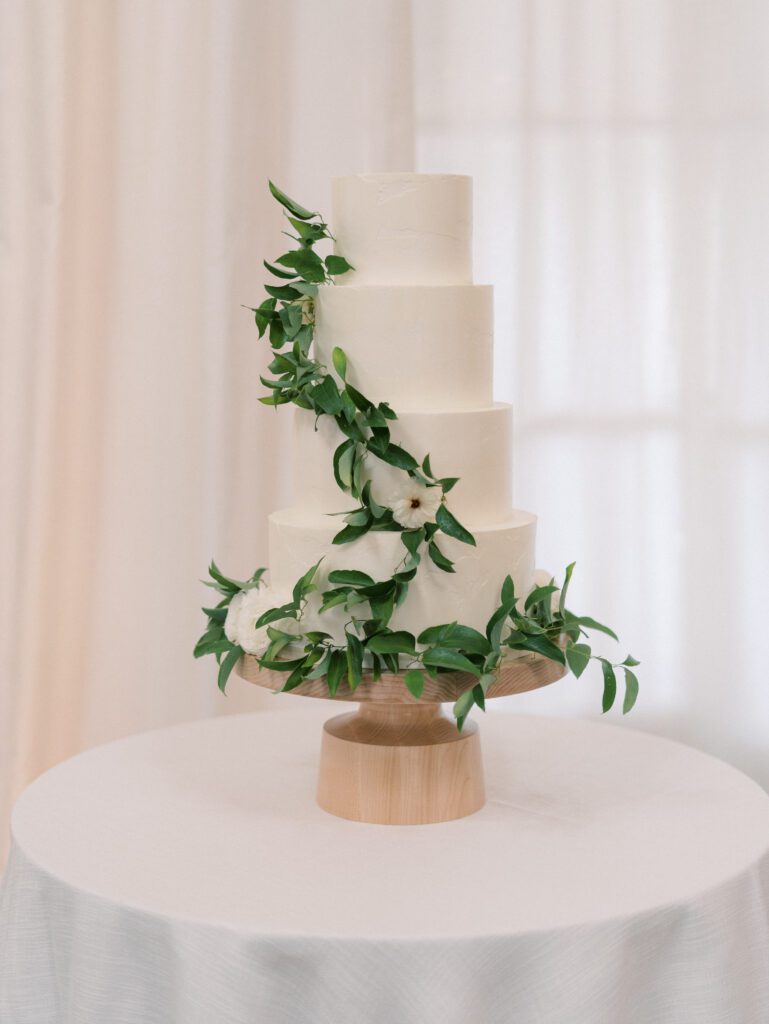 Classic elegant wedding cake featured on Style Me Pretty